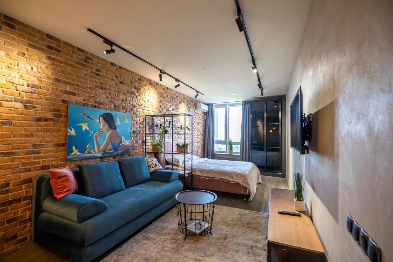 Slavutich Ecoloft Studios Kiev Bagian luar foto