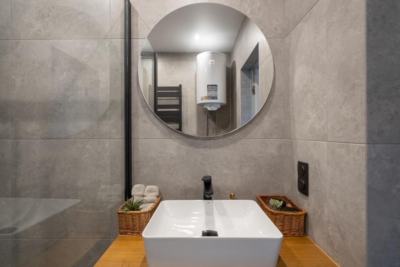 Slavutich Ecoloft Studios Kiev Bagian luar foto